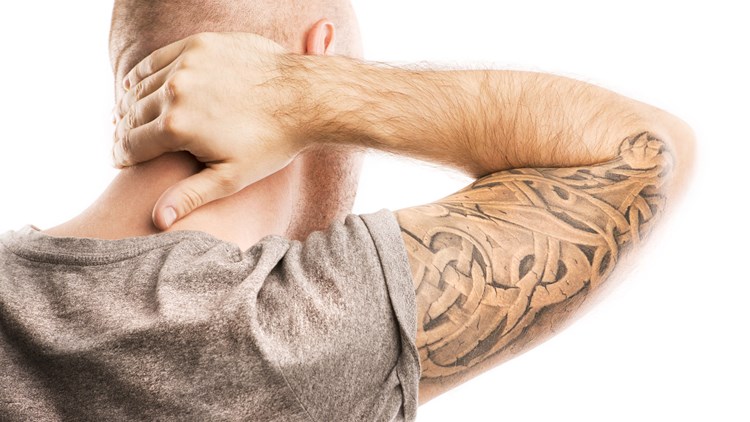 Οι επιστήμονες προειδοποιούν ότι τα τατουάζ μπορεί να αυξήσουν τον κίνδυνο καρκίνου